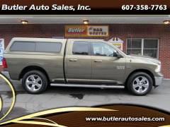 2015 RAM 1500 SLT Quad Cab 4WD